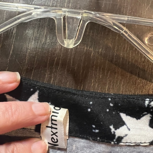 “Flag shirt”. NWOT. size 16 - Picture 4 of 4